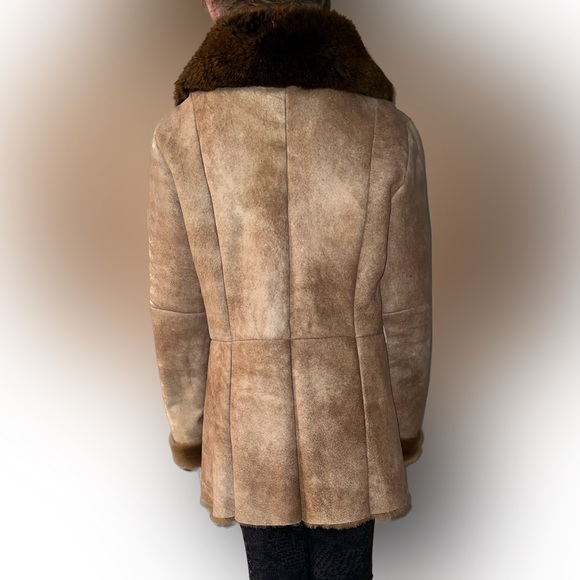 Fox Fur Collar Suede Coat - Picture 2 of 3